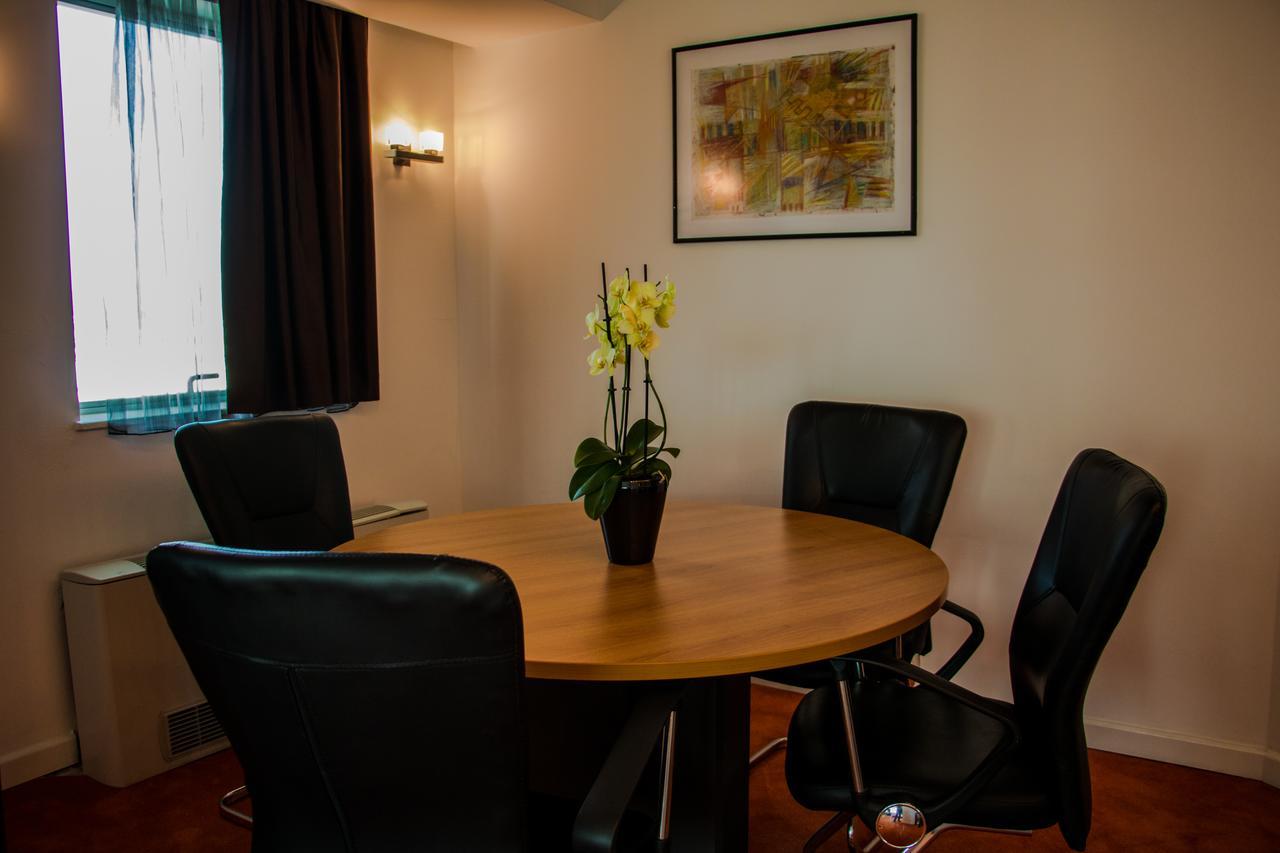 Best Western Hotel Galla Sllatine e Madhe Quarto foto